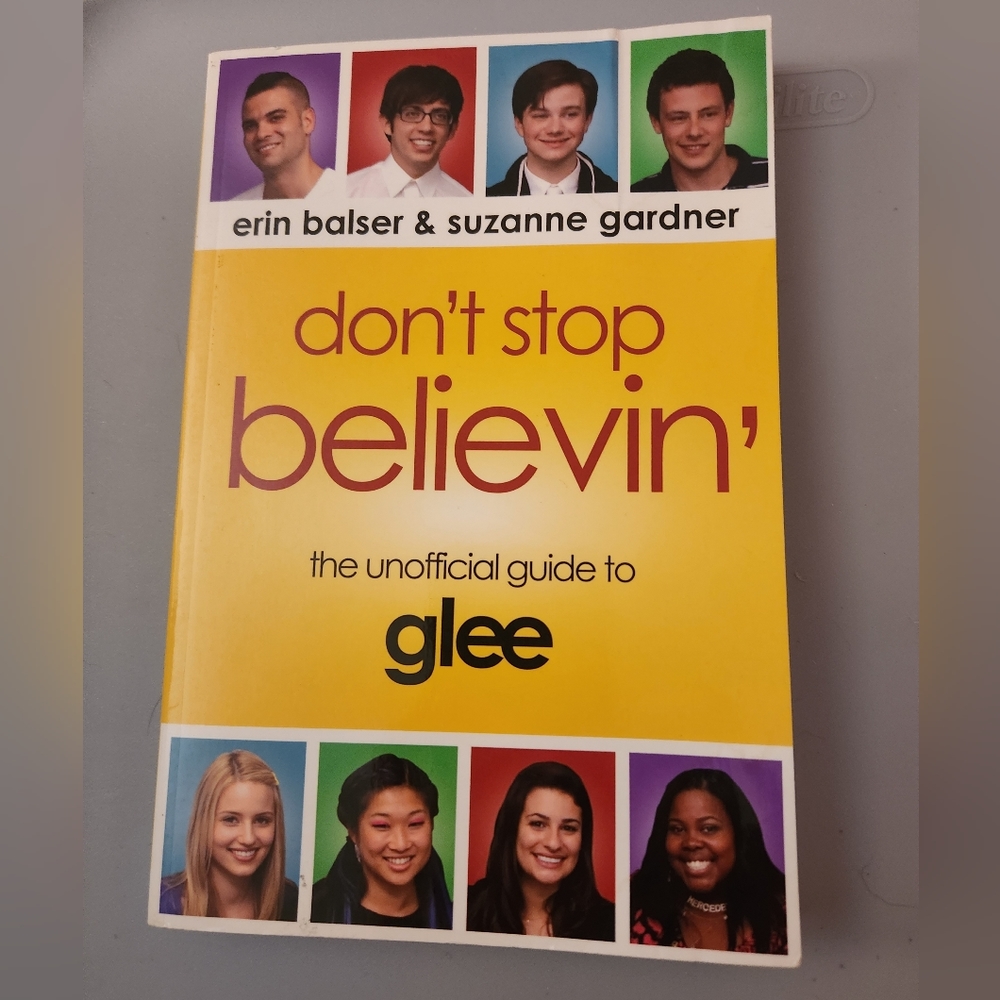 Book Don't Stop Believing / bundle requirement